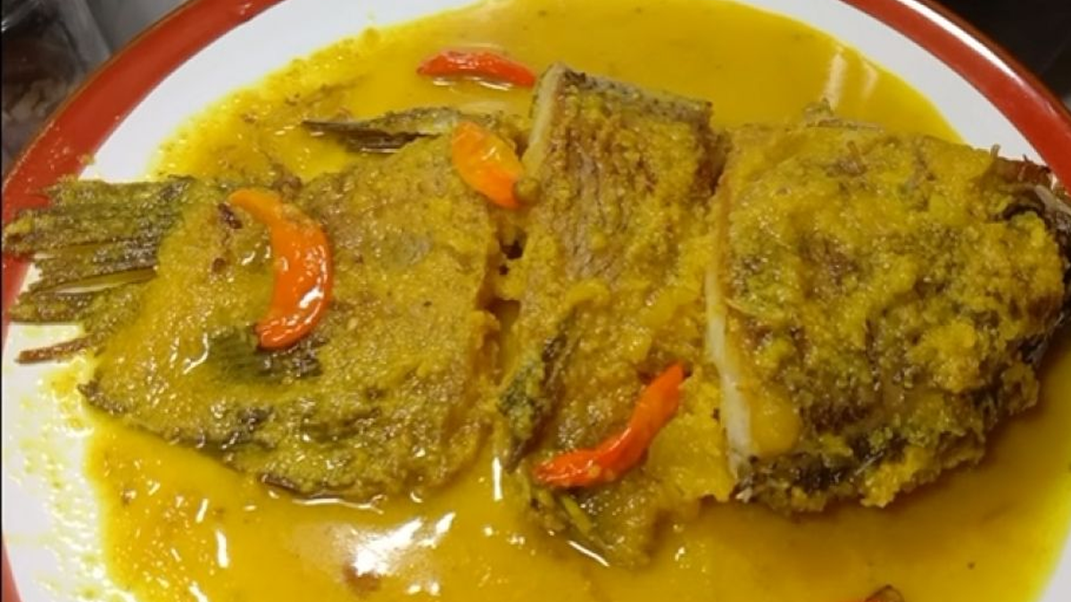 Ikan Goreng Bumbu Kuning